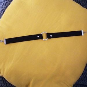 Black velvet choker necklace